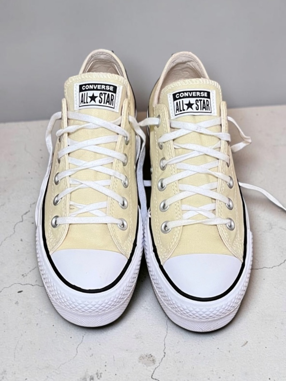 Converse Chuck Taylor All Star Lift Platform Lemon Drop Women’s 8 - Picture 2 of 13
